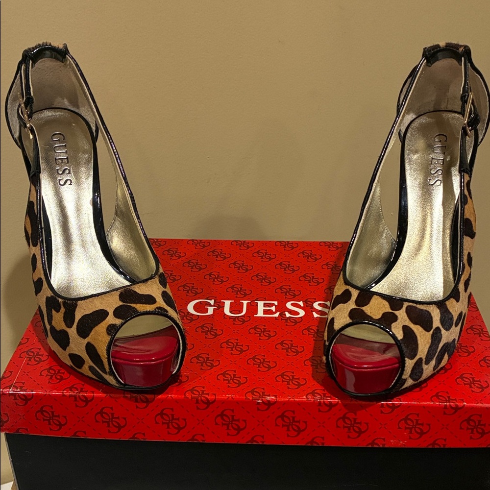 Guess Leopard Print Peep Toe Heels - Red and Tan - Picture 8 of 9